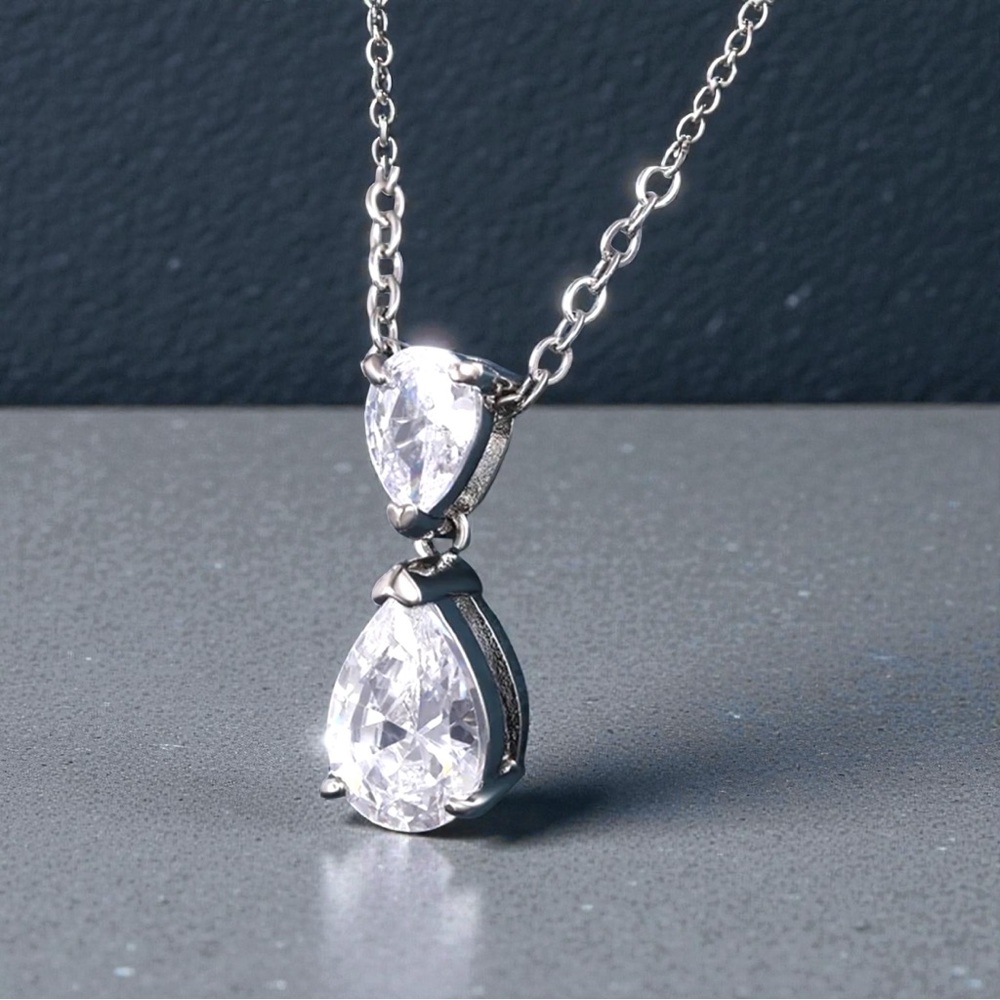⚜️ Double Teardrop CZ Diamond Necklace